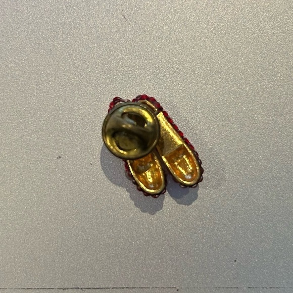 Vintage Ruby Red Slipper Pin - Picture 14 of 16